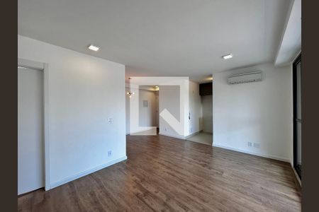 Sala de apartamento para alugar com 2 quartos, 76m² em Chácara Santo Antônio (zona Sul), São Paulo