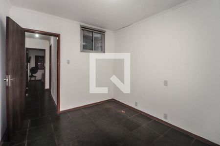 Quarto 1 de apartamento para alugar com 2 quartos, 130m² em Humaitá, Porto Alegre