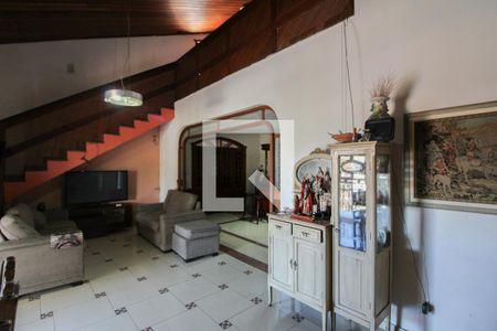 Sala de casa para alugar com 6 quartos, 530m² em Santa Amelia, Belo Horizonte