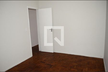 Quarto 1 de apartamento para alugar com 3 quartos, 90m² em Sagrada Família, Belo Horizonte