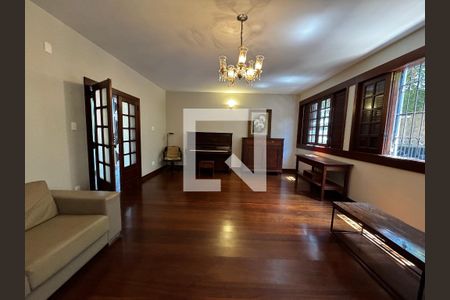 Sala de casa à venda com 8 quartos, 400m² em Mangabeiras, Belo Horizonte