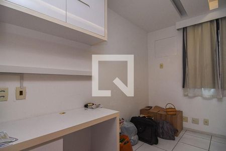 Apartamento à venda com 2 quartos, 57m² em Cantagalo, Niterói