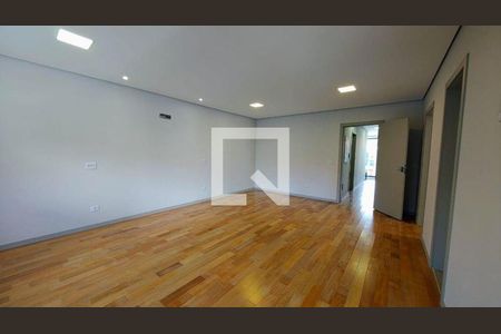 Casa à venda com 4 quartos, 350m² em Alphaville, Santana de Parnaíba