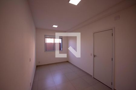 Quarto 1 de apartamento para alugar com 2 quartos, 60m² em Jardim Tupanci, Barueri