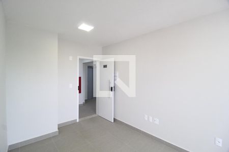 Sala de apartamento para alugar com 2 quartos, 57m² em Santa Mônica, Uberlândia