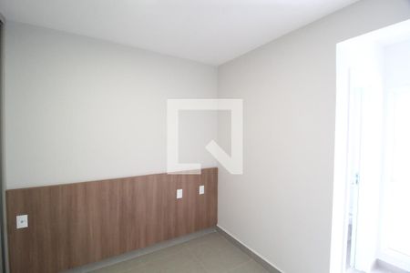 Quarto 1 - Suíte de apartamento para alugar com 2 quartos, 57m² em Santa Mônica, Uberlândia