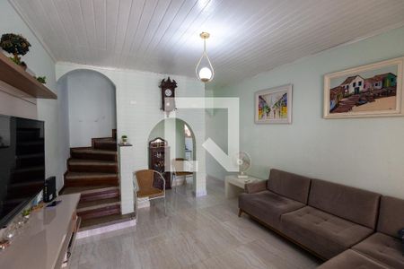 Sala de estar de casa à venda com 2 quartos, 150m² em Vila Arriete, São Paulo