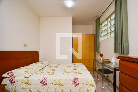 Quarto2 de casa à venda com 3 quartos, 257m² em Concórdia, Belo Horizonte