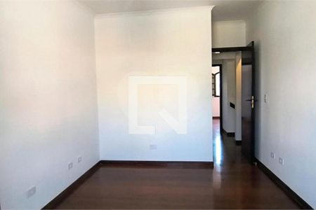Casa à venda com 3 quartos, 202m² em Jardim Ivana, São Paulo