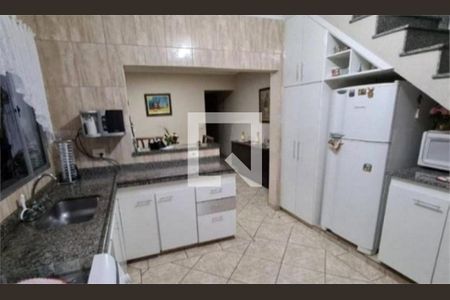 Casa à venda com 3 quartos, 179m² em Jardim Tabatinga, Guarulhos