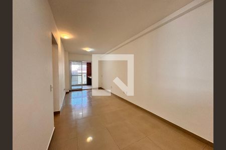 Sala de apartamento para alugar com 3 quartos, 80m² em Vila Valparaíso, Santo André