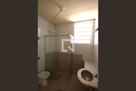 Banheiro de apartamento para alugar com 3 quartos, 70m² em Alto Barroca, Belo Horizonte