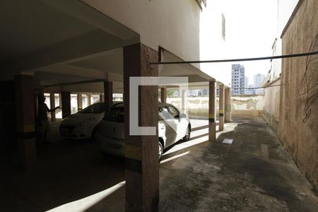 Garagem de apartamento para alugar com 3 quartos, 70m² em Alto Barroca, Belo Horizonte