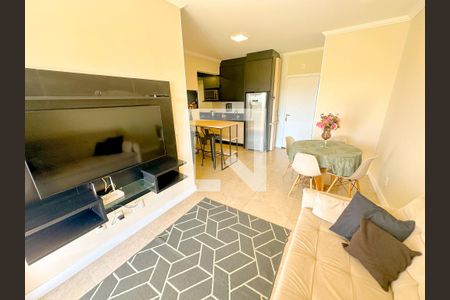 Sala de TV de apartamento para alugar com 2 quartos, 63m² em Ingleses do Rio Vermelho, Florianópolis