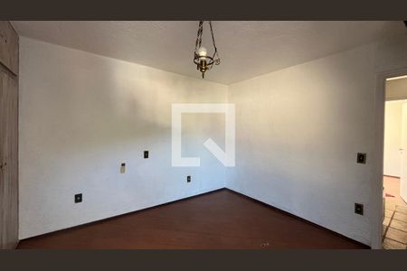 Casa à venda com 4 quartos, 675m² em Cidade Universitária, Campinas