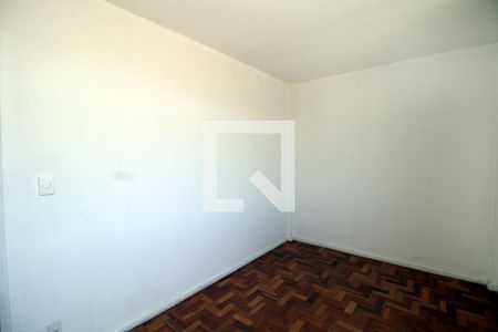 Quarto 2 de apartamento à venda com 3 quartos, 50m² em Olaria, Rio de Janeiro