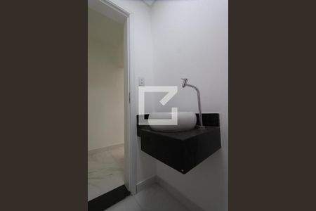 Lavabo da sala de casa à venda com 3 quartos, 107m² em Jardim Vila Formosa, São Paulo