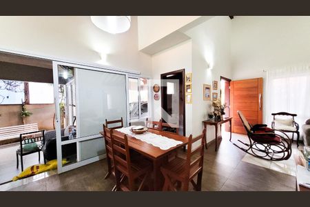 Sala de casa de condomínio para alugar com 5 quartos, 413m² em Loteamento Alphaville Campinas, Campinas