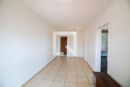 Sala de apartamento para alugar com 2 quartos, 70m² em Nova Piraju, São Paulo