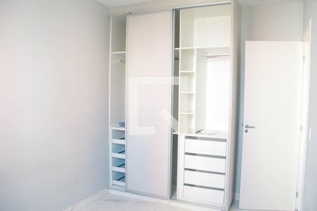 Quarto 2 de apartamento para alugar com 2 quartos, 44m² em Setor Negrão de Lima, Goiânia