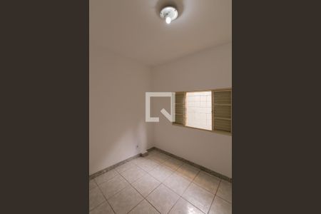 Quarto 1 de casa para alugar com 4 quartos, 180m² em Santa Terezinha, Belo Horizonte