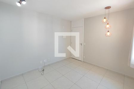 Sala de apartamento para alugar com 2 quartos, 46m² em Jardim do Lago Continuacao, Campinas