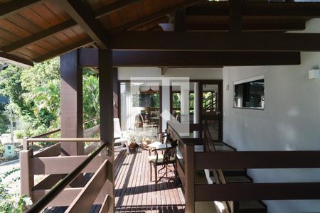 Varanda da Sala de casa de condomínio à venda com 5 quartos, 343m² em Itacoatiara, Niterói