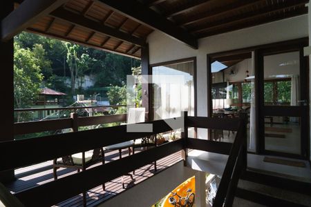 Varanda da Sala de casa de condomínio à venda com 5 quartos, 343m² em Itacoatiara, Niterói