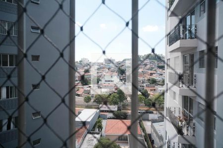 Vista - Quarto 1 de apartamento para alugar com 2 quartos, 56m² em Vila Marieta, São Paulo