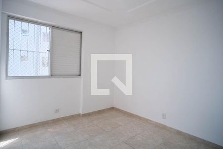 Quarto 2 de apartamento para alugar com 2 quartos, 56m² em Vila Marieta, São Paulo