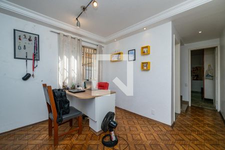 Sala de Estar de casa para alugar com 3 quartos, 200m² em Parque Jabaquara, São Paulo