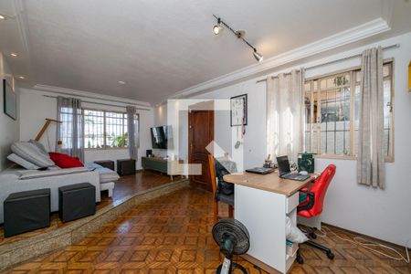 Sala de Estar de casa para alugar com 3 quartos, 200m² em Parque Jabaquara, São Paulo