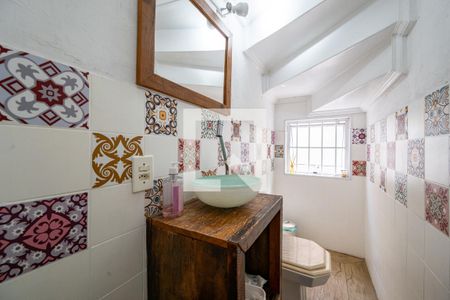 Lavabo de casa para alugar com 3 quartos, 200m² em Parque Jabaquara, São Paulo