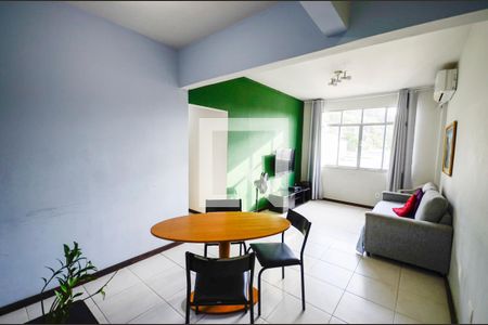 Sala de apartamento à venda com 2 quartos, 70m² em Tijuca, Rio de Janeiro