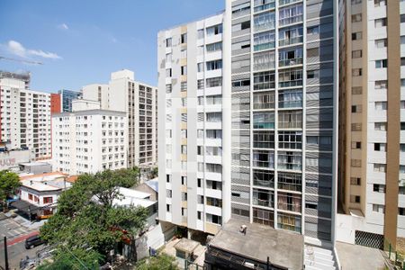 Vista da Sala de apartamento à venda com 3 quartos, 108m² em Pinheiros, São Paulo