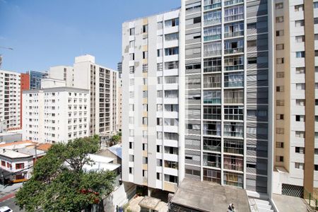 Vista do Quarto 1 de apartamento à venda com 3 quartos, 108m² em Pinheiros, São Paulo