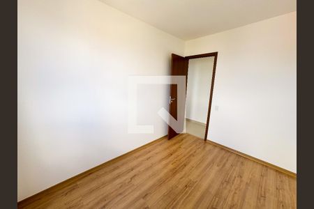 Quarto 1  de apartamento para alugar com 2 quartos, 50m² em Eldorado, Contagem