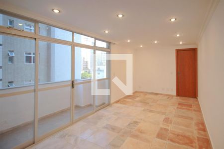 Sala de apartamento à venda com 2 quartos, 71m² em Santa Efigênia, Belo Horizonte