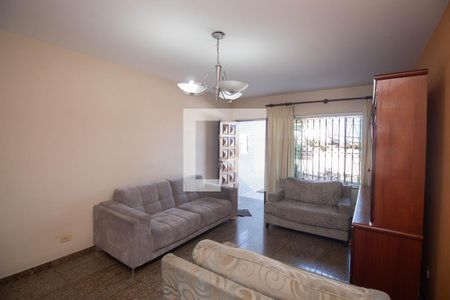 Sala de casa à venda com 3 quartos, 160m² em Vila Paiva, São Paulo