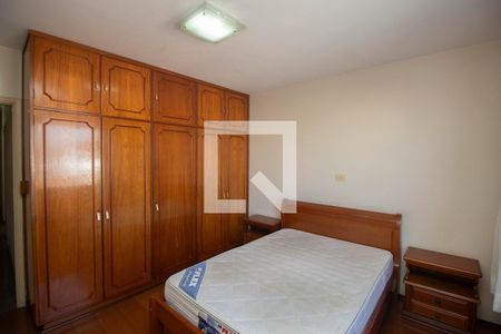 Quarto 1 de casa à venda com 3 quartos, 160m² em Vila Paiva, São Paulo