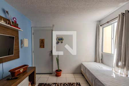 Sala de apartamento para alugar com 2 quartos, 43m² em Glória, Porto Alegre