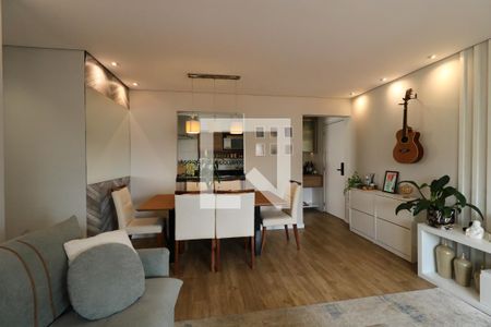 Sala de apartamento à venda com 2 quartos, 73m² em Vila Humaita, Santo André