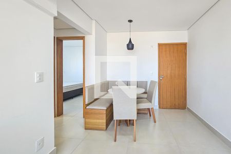 Sala de apartamento para alugar com 2 quartos, 66m² em Jardim das Conchas, Guarujá