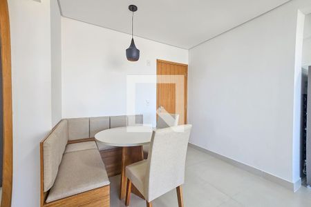 Sala de apartamento para alugar com 2 quartos, 66m² em Jardim das Conchas, Guarujá