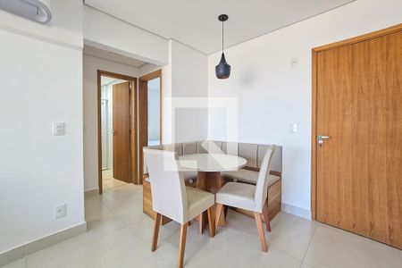 Sala de apartamento para alugar com 2 quartos, 66m² em Jardim das Conchas, Guarujá