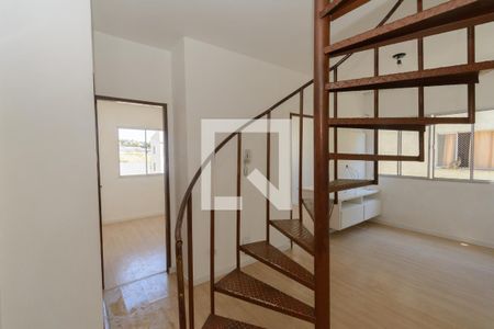 Sala de apartamento para alugar com 3 quartos, 100m² em Riacho das Pedras, Contagem