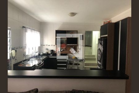 Casa à venda com 3 quartos, 129m² em Vila Graciosa, São Paulo