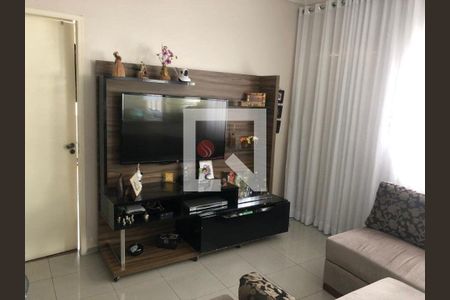 Casa à venda com 3 quartos, 129m² em Vila Graciosa, São Paulo