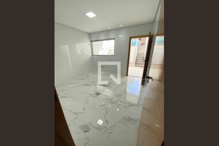 Casa à venda com 3 quartos, 240m² em Vila Centenario, São Paulo