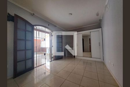 Casa à venda com 3 quartos, 145m² em Vila Carrão, São Paulo